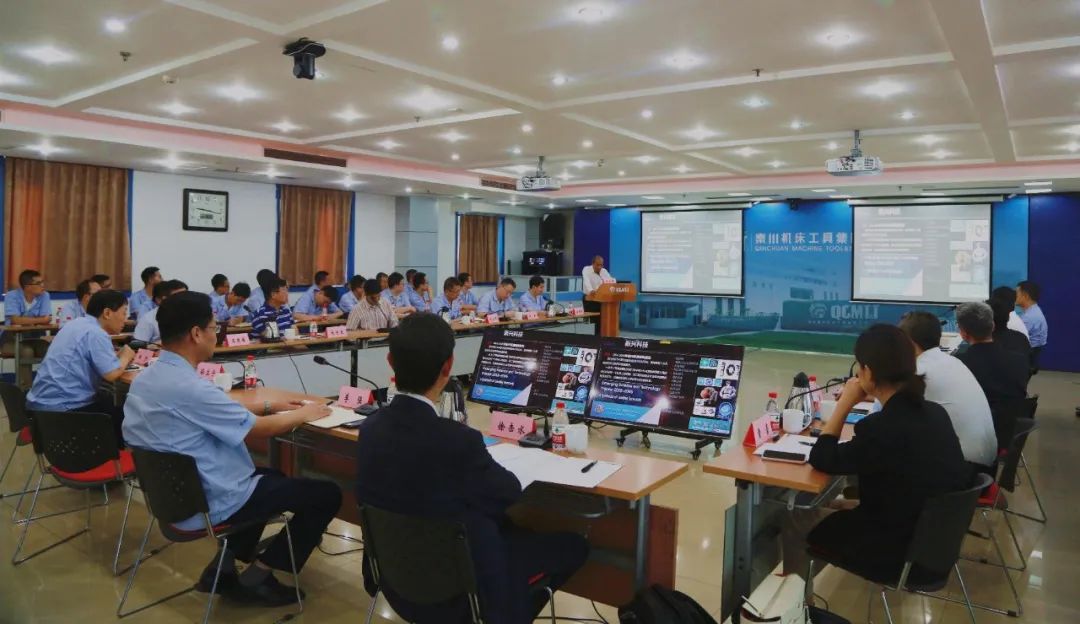 �ش������ٿ���е����Ŧ����������ִ����������л�