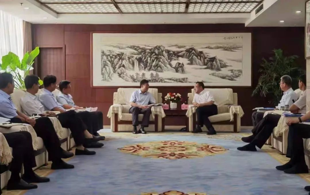 μ����ί���������򵼻���ϼ������³�