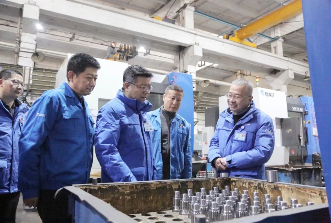 ����ҫ��ʹ��Ҫ�ػ���Эͬ���� �ƶ���ҵ�ṹ����