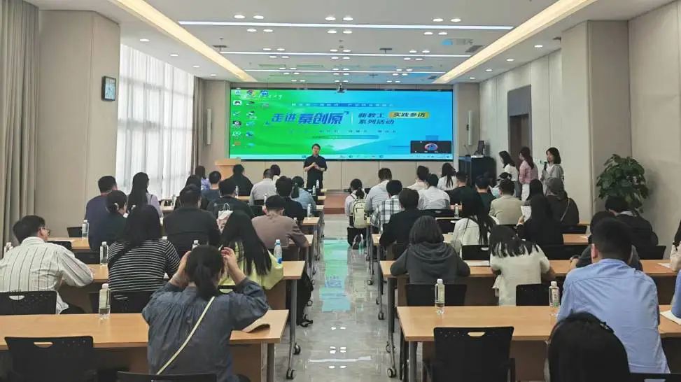 ��������Ѷ��У���Эͬ���� ������ѧ���¸ߵ�