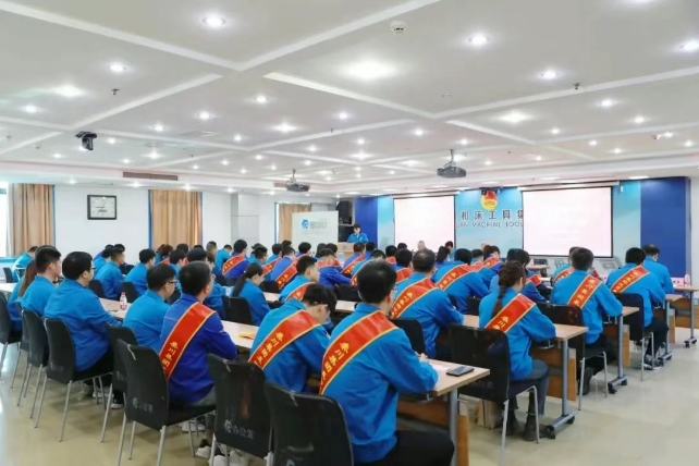 ��Ⱥ�����顿�ش�������ί�ٿ������������ܽ������