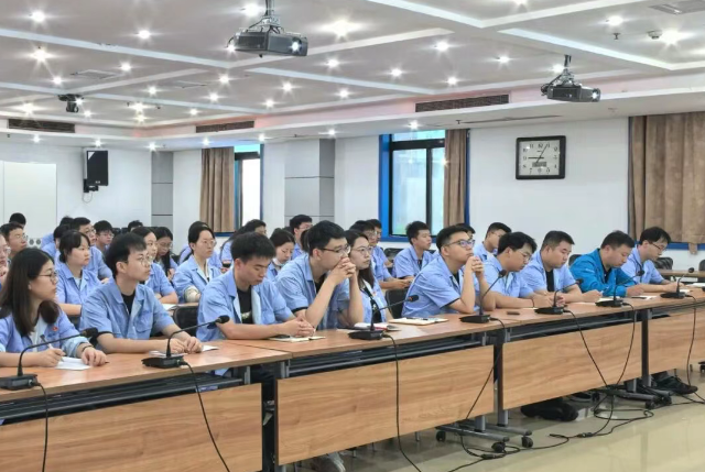 ��Ⱥ�����顿�ش�������ί���С������๤������ʶ ������ҵ�����Ļ���������ѵ